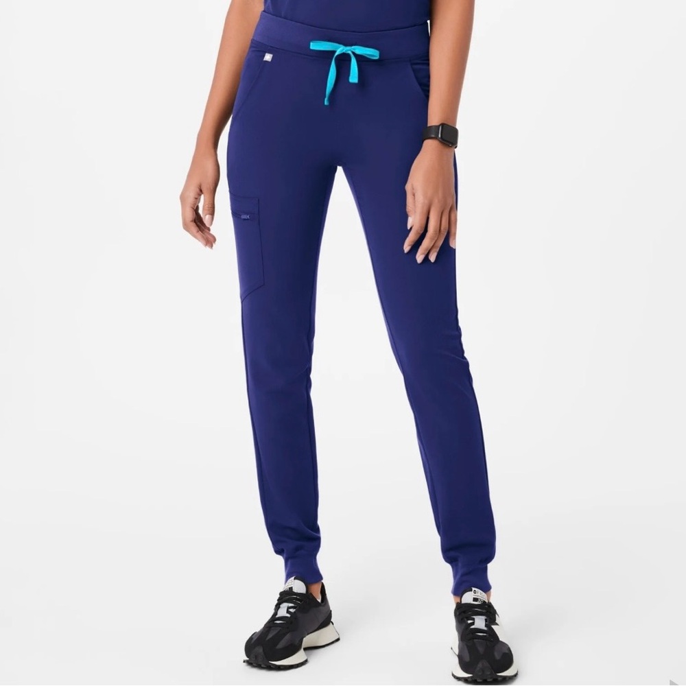 Figs Women's Navy Jogger Pants